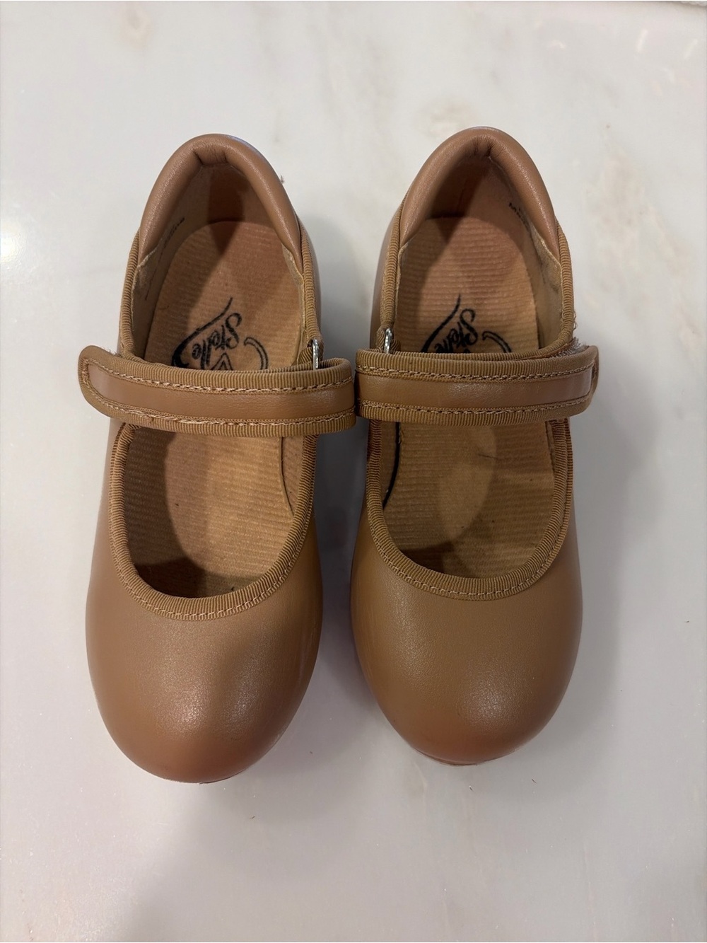 Girls' Tan Mary Jane tap dance Shoes - Comfort Strap